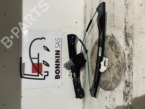 Rudehejsemekanisme Højre foran Rudehejsemekanisme Højre foran BMW 1 (F20) 116 d (116 hp) 34590754 34590754