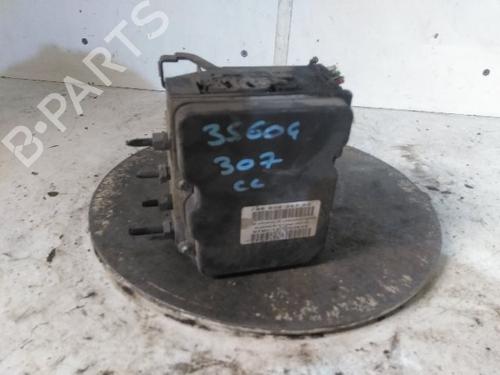 Used ABS pump PEUGEOT 307 CC (3B) 2.0 HDi 135 (136 hp) 27687527