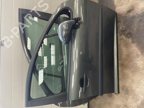 Used Right front door Right front door 34589322 34589322
