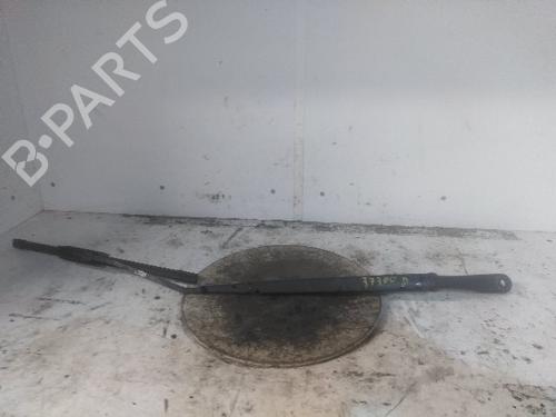Used Front windshield wiper arm RENAULT MEGANE III Hatchback (BZ0/1_, B3_) 1.5 dCi (BZ09, BZ0D, BZ1W, BZ29, BZ14) (110 hp) 20639257