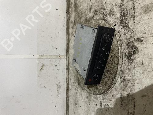 Used Radio RENAULT CLIO III (BR0/1, CR0/1) 1.5 dCi (BR17, CR17) (86 hp) 20635783