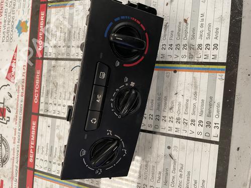 Used Climate control Climate control 34588899 34588899