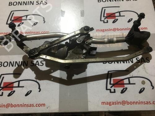 Used Front wiper motor Front wiper motor RENAULT LAGUNA III (BT0/1) 1.5 dCi (BT00, BT0A, BT0T, BT1J) (110 hp) 34587728 34587728