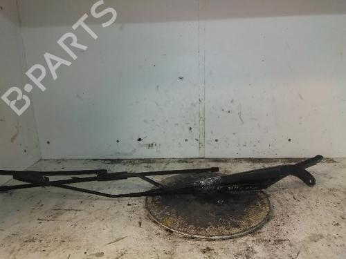 Used Front windshield wiper arm RENAULT CLIO IV (BH_) 1.5 dCi 90 (90 hp) 21056086