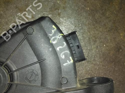 Pedal Pedal KIA SPORTAGE II (JE_, KM_) 2.0 CRDi 4WD (140 hp) 34602051 34602051
