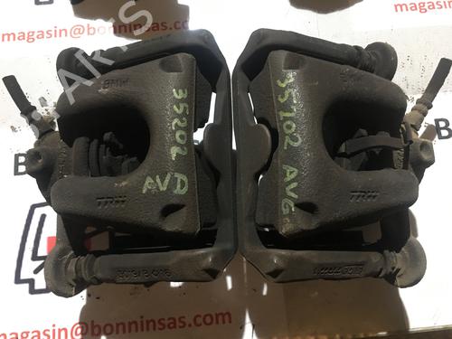 Used Right front brake caliper Right front brake caliper BMW 1 (E81) 118 d (143 hp) 34587679 34587679
