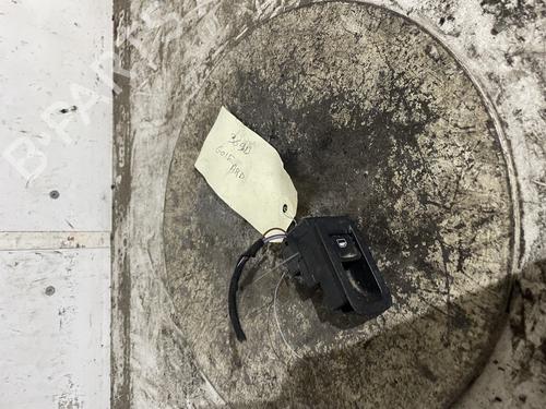 Used Right rear window switch Right rear window switch VW GOLF VII (5G1, BQ1, BE1, BE2) [2012-2021] 34593217 34593217