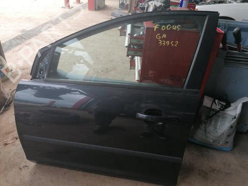 Used Left front door FORD FOCUS II (DA_, HCP, DP) 1.6 (100 hp) 21576573