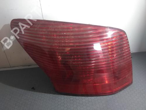 Used Left taillight Left taillight PEUGEOT 407 SW (6E_, 6D_) 2.0 HDi 135 (136 hp) 35997065 35997065
