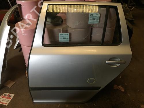 Used Left rear door Left rear door SKODA OCTAVIA II Combi (1Z5) 1.9 TDI (105 hp) 34587609 34587609