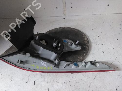 Used Left taillight PEUGEOT 308 II (LB_, LP_, LW_, LH_, L3_) 1.5 BlueHDI 100 (102 hp) 24956760