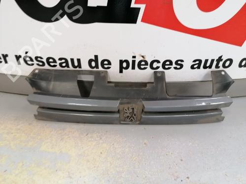 Grill PEUGEOT 306 Hatchback (7A, 7C, N3, N5) 1.9 DT (90 hp) 20636095