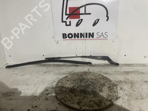 front-windshield-wiper-arm-renault-twingo-ii-cn0_-2007-34591063 main image