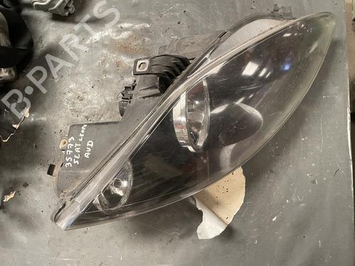 Used Right headlight Right headlight SEAT LEON (1P1) 1.9 TDI (105 hp) 34589131 34589131