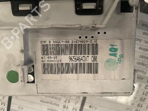 Display monitor PEUGEOT 206 Hatchback (2A/C) 1.6 16V | BP20635874C48 