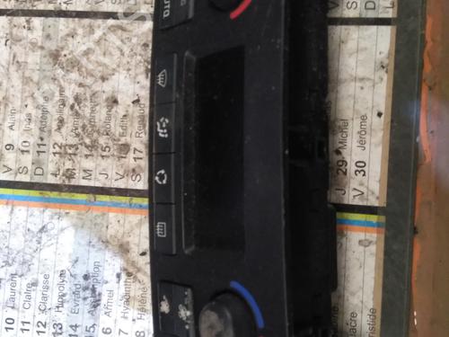 Used Climate control Climate control 34589818 34589818
