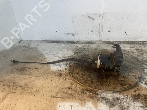 Serrure avant droite RENAULT CLIO II (BB_, CB_) 1.5 dCi (B/CB08) (82 hp) 20635472
