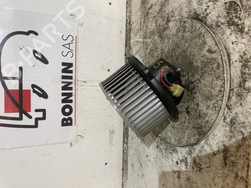 Used Heater blower motor MITSUBISHI SPACE STAR MPV (DG_A) 1.9 DI-D (DG4A) (115 hp) 21532246