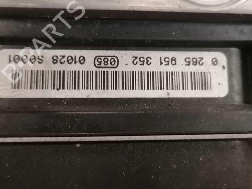 Used ABS pump ABS pump MERCEDES-BENZ A-CLASS (W169) A 160 CDI (169.006, 169.306) (82 hp) 34587063 34587063