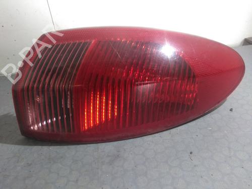 Used Right taillight Right taillight ALFA ROMEO 147 (937_) 1.6 16V T.SPARK ECO (937.AXA1A, 937.BXA1A) (105 hp) 36572072 36572072