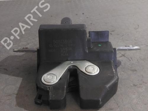 Cerradura de porton trasero Cerradura de porton trasero ALFA ROMEO MITO (955_) 1.6 JTDM (955AXC1B) (120 hp) 37593850 37593850