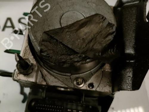 Used ABS pump RENAULT SCÉNIC II (JM0/1_) 1.5 dCi (JM1E, JM16) (106 hp) 20637990