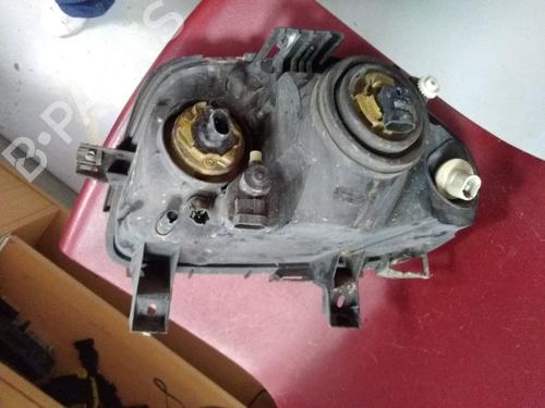 Used Right headlight Right headlight RENAULT CLIO II (BB_, CB_) [1998-2016] 34588353 34588353