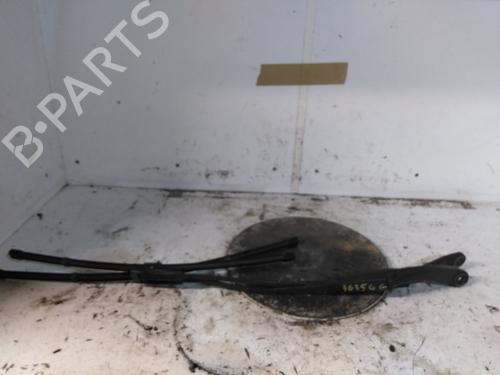 front-windshield-wiper-arm-dacia-sandero-ii-2012-34598053 main image