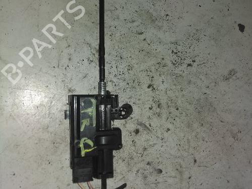 Used Electronic module RENAULT CLIO III (BR0/1, CR0/1) 1.5 dCi (75 hp) 27543105