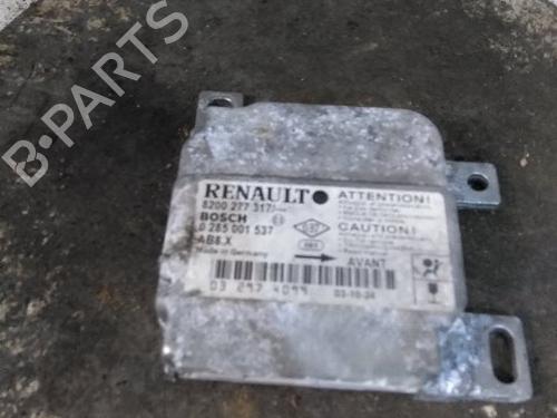 Used ECU airbags RENAULT CLIO II (BB_, CB_) 1.5 dCi (B/CB07) (65 hp) 21577099
