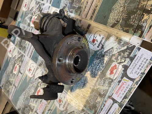 Used Right front steering knuckle CITROËN C3 II (SC_) 1.4 HDi 70 (SC8HZC, SC8HR0, SC8HP4) (68 hp) 22784355