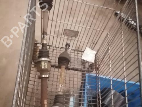 Used Right front driveshaft RENAULT CLIO III (BR0/1, CR0/1) 1.5 dCi (C/BR0G, C/BR1G) (68 hp) 20637537