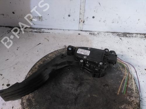 Pedal Pedal DACIA LOGAN MCV (KS_) 1.5 dCi (KS0W) (86 hp) 34596566 34596566