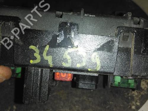 Zekeringkast OPEL MERIVA A MPV (X03) 1.7 DTI (E75) (75 hp) 27572689