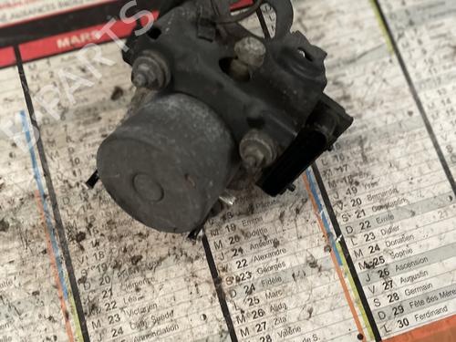 Used ABS pump ABS pump OPEL MERIVA A MPV (X03) 1.7 CDTI (E75) (100 hp) 34589613 34589613
