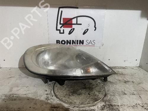 Used Right headlight RENAULT TRAFIC II Van (FL) 2.0 dCi 115 (FL01, FL0U) (114 hp) 25608935