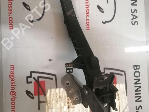 Pedal embrague Pedal embrague RENAULT MEGANE II Coupé-Cabriolet (EM0/1_) 1.6 (113 hp) 34586740 34586740