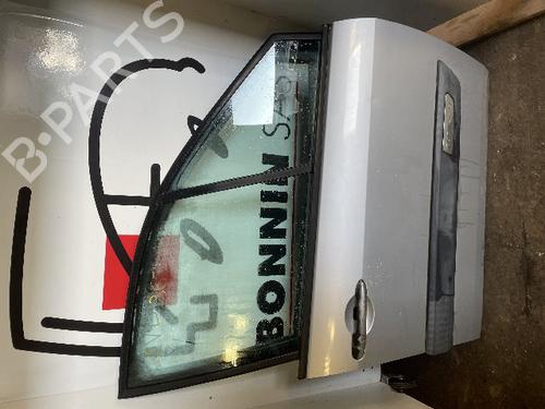 Used Right front door RENAULT SCÉNIC II (JM0/1_) 1.9 dCi (JM14) (131 hp) 22783777