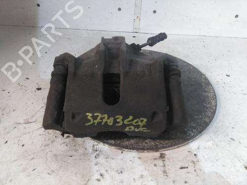 Used Right front brake caliper Right front brake caliper PEUGEOT 207 (WA_, WC_) 1.4 HDi (68 hp) 34599215 34599215