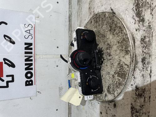 Used Climate control RENAULT CLIO III (BR0/1, CR0/1) 1.5 dCi (C/BR0G, C/BR1G) (68 hp) 20635820