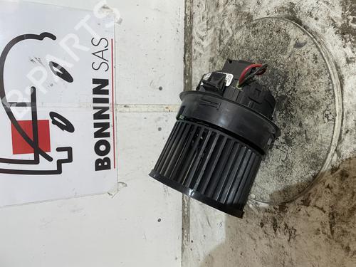 Used Heater blower motor Heater blower motor PEUGEOT 208 I (CA_, CC_) 1.4 VTi (95 hp) 34591916 34591916