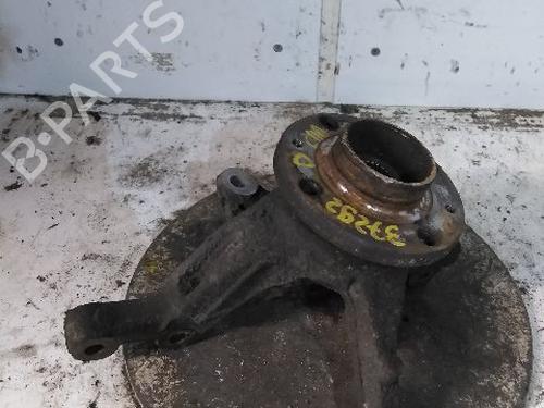 Used Right front steering knuckle RENAULT CLIO III (BR0/1, CR0/1) 1.5 dCi (C/BR0G, C/BR1G) (68 hp) 21636163