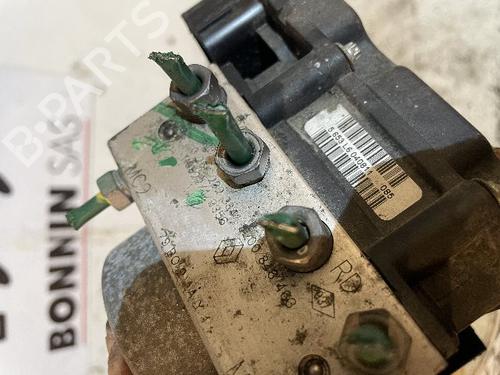 Used ABS pump DACIA DUSTER (HS_) 1.5 dCi (HSMC) (107 hp) 20637986