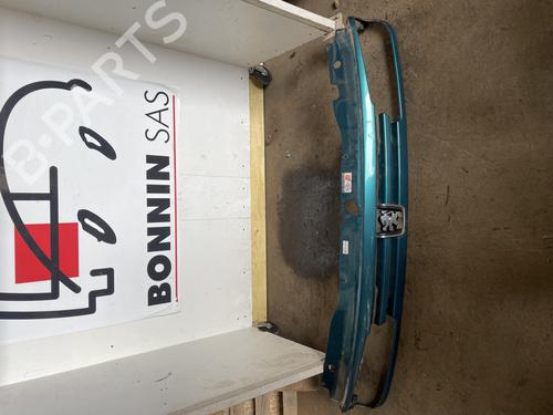 Used Grille Grille 37998702 37998702
