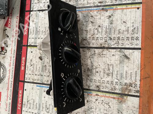 Used Climate control Climate control RENAULT 19 I (B/C53_) [1988-1994] 34589607 34589607