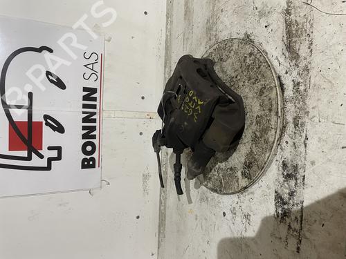 Used Right front brake caliper Right front brake caliper MERCEDES-BENZ VITO Van (W638) [1997-2003] 34590515 34590515