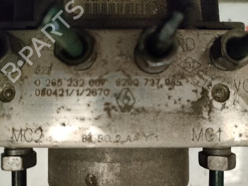 Used ABS pump RENAULT SCÉNIC II (JM0/1_) 1.5 dCi (JM1F) (86 hp) 20637991