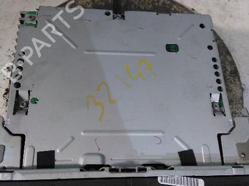 Bilradio FORD FIESTA V (JH_, JD_) 1.3 (60 hp) 22175428
