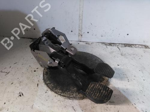 Used Pedal Pedal PEUGEOT 208 I (CA_, CC_) 1.2 PureTech 82 (82 hp) 34596952 34596952