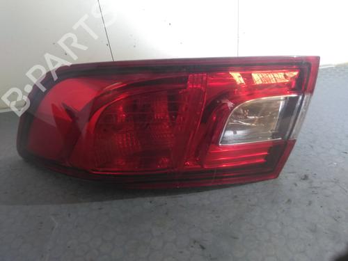 Used Right taillight Right taillight RENAULT CLIO IV (BH_) 1.5 dCi 75 (75 hp) 39697637 39697637